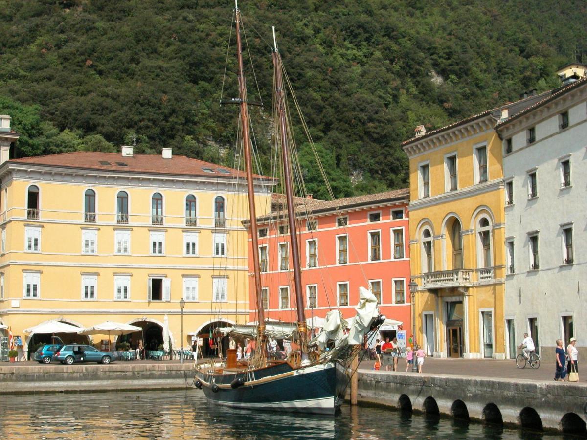 Spiaggia Residence Riva del Garda Ngoại thất bức ảnh